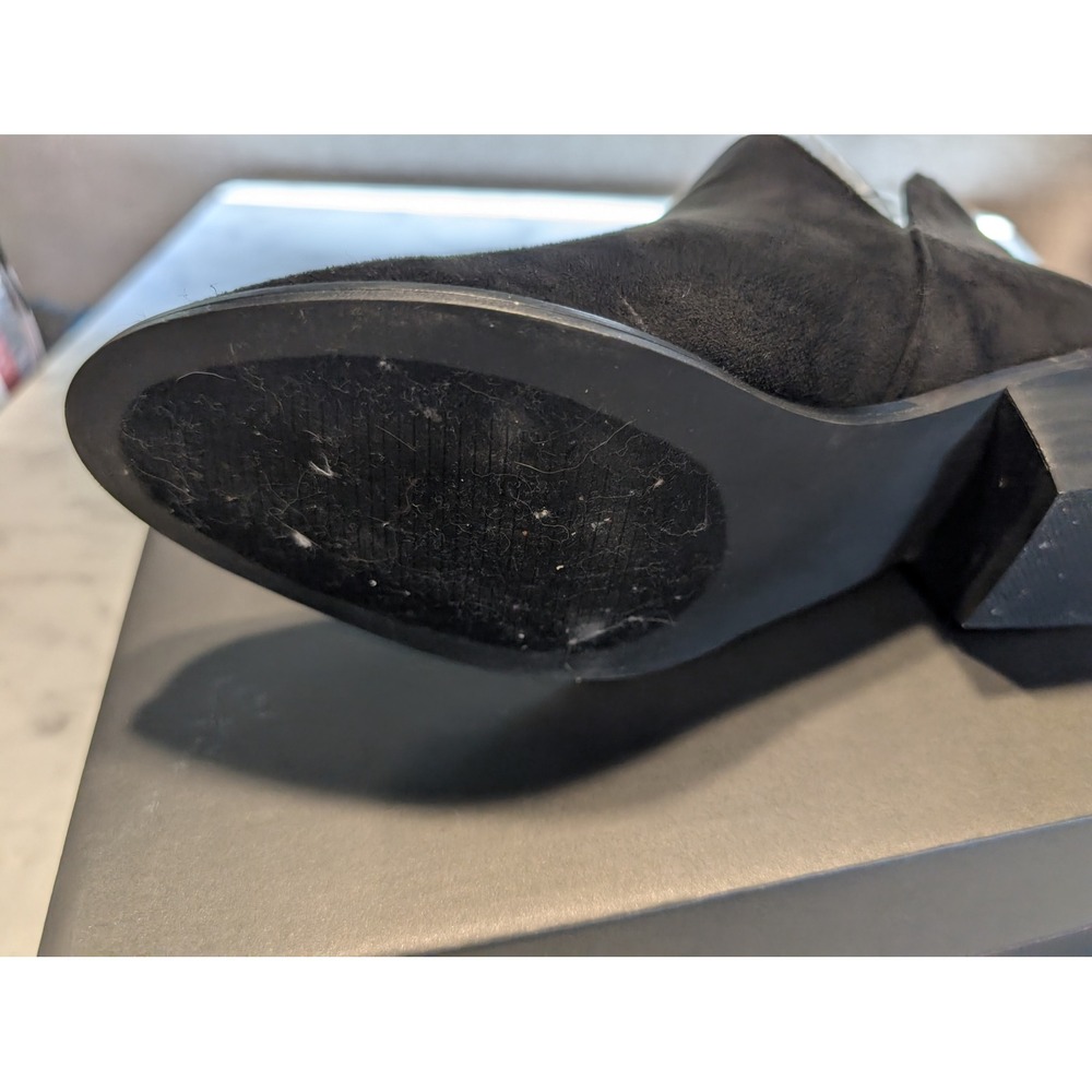 Boutique by Corkys Vanish Booties Women Size 9 Black Good Faux Suede V-Cut Ankle - Picture 6 of 8